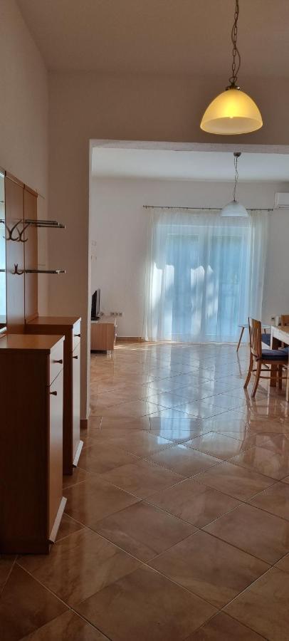 Apartments Andrea II Baška Exteriör bild